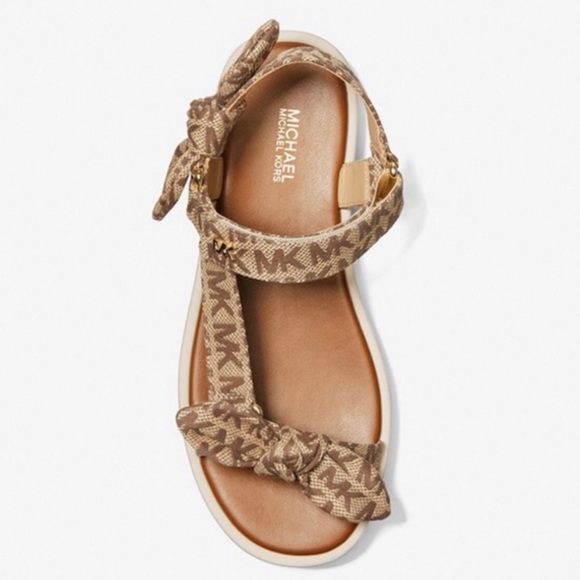 MICHAEL Michael Kors Shoes - Michael Kors Phoebe Sandals in Beige Size 7 1/2